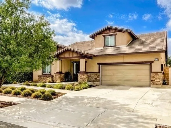 34799 Oakwood Ln, Murrieta, CA 92563