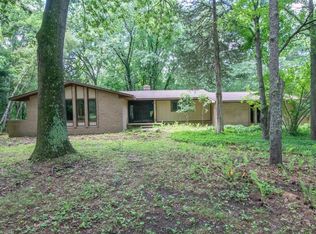 7191 Lucy Dr, Dexter, MI 48130