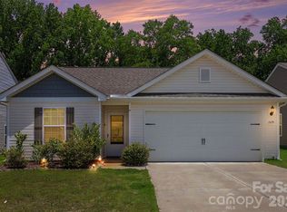 1329 Nia Rd, Charlotte, NC 28215