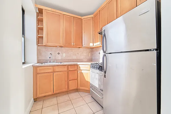 Rented by Compass | media 4
