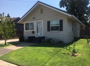 611 E H St, Oakdale, CA 95361