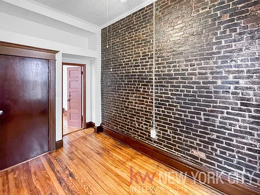 Rented by Keller Williams NYC | media 8