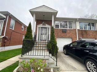 1843 Clintonville St, Whitestone, NY 11357
