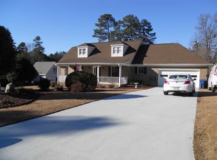 260 Robin Woods Dr, Lexington, SC 29073