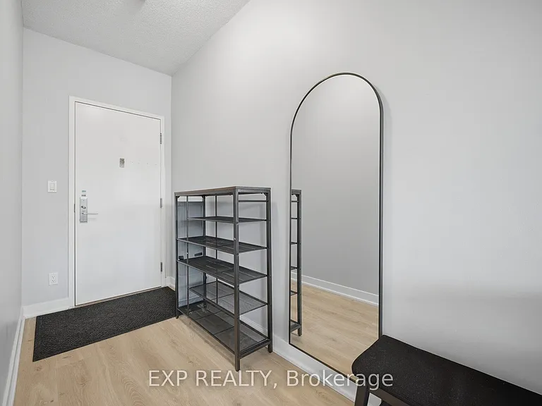 126 Simcoe St #1907 — Photo 6