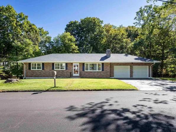 180 Wayne Lane, Meriden, CT 06450