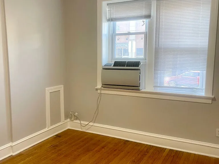 4107 Chester — Photo 36