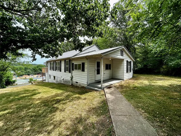 115 Bluff Cir, Waynesville, MO 65583