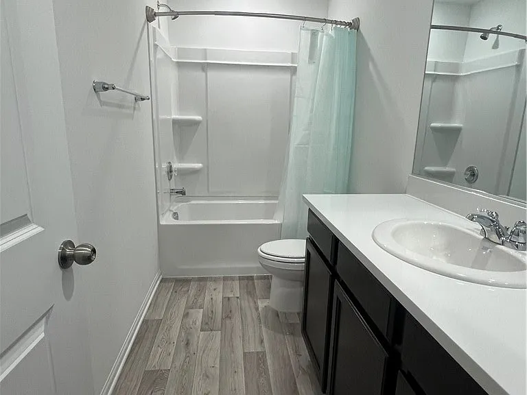 7668 Loftwood Ave — Photo 24