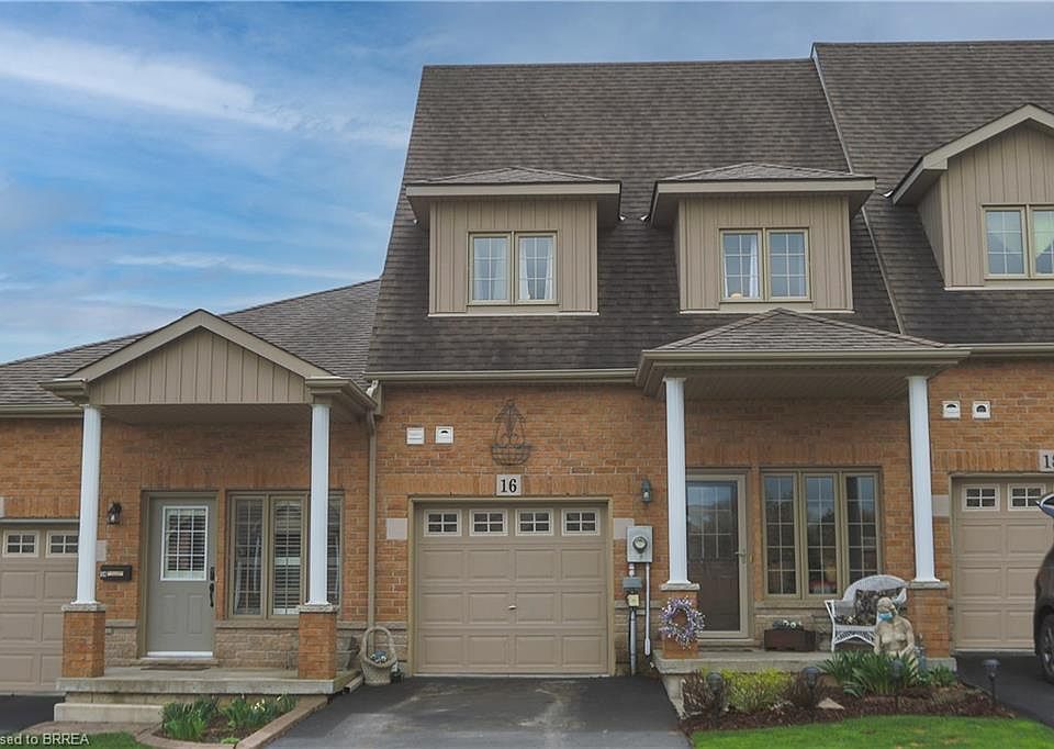 1st image of 16 Millcroft Dr