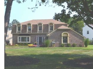 10 Signal Hill Rd, Holland, PA 18966