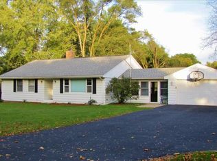 1121 S Main St, Fort Atkinson, WI 53538