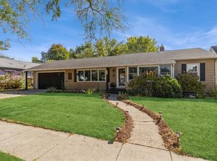 212 E 9th St, Ames, IA 50010