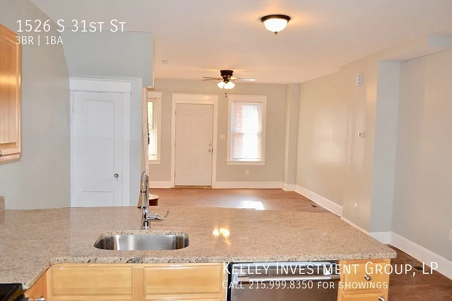 3 bed, 1000 sqft, $1,525 — Photo 3