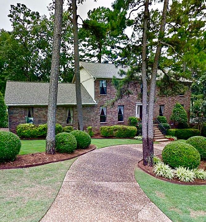 48 Woodberry Rd.