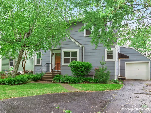 2618 Kashmiri Ave, McHenry, IL 60050