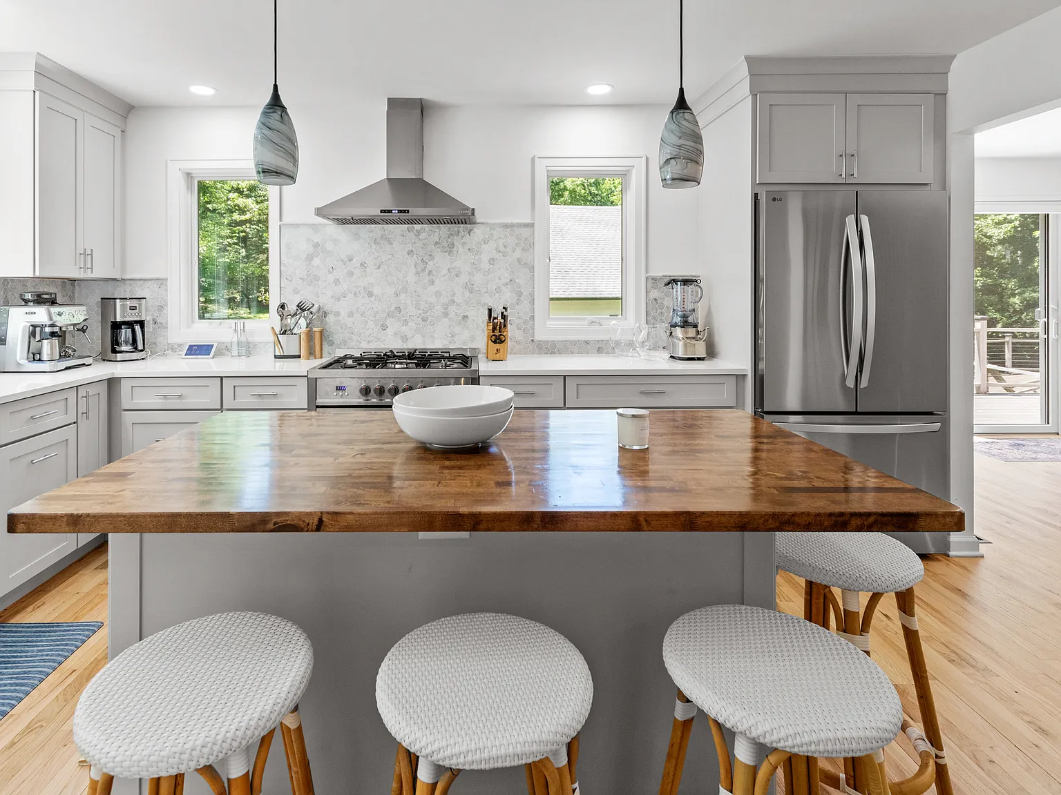 Renovated Southampton Home! — Photo 2