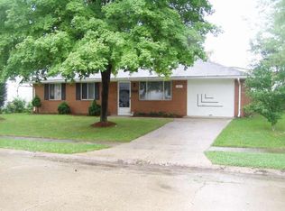 8841 Frontenac Rd, Indianapolis, IN 46226