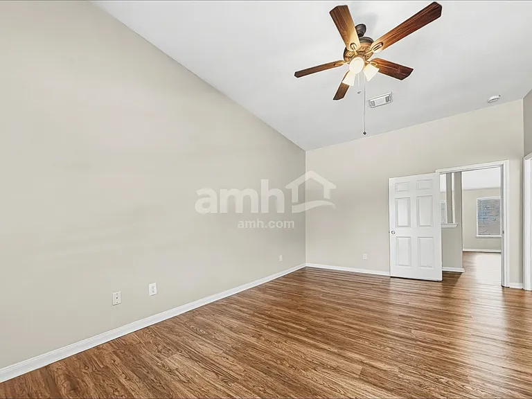 19342 Little Pine Ln — Photo 11