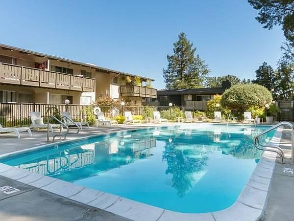 3rd image of 965 Magnolia Ave #66h4c3m2s