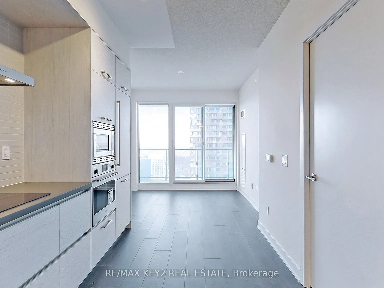 2 bed, $2,400 — Photo 3