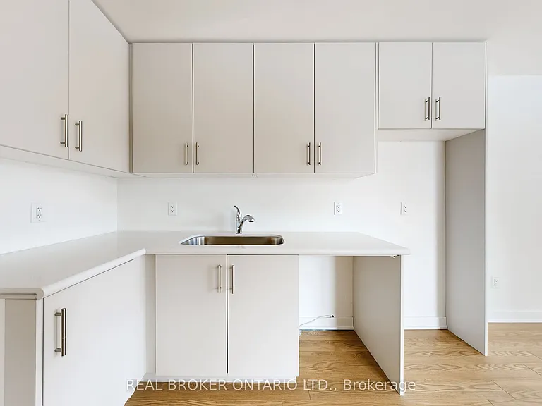 15100 Yonge St N #216 — Photo 23