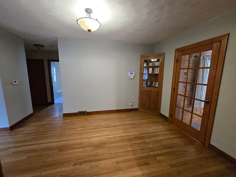 804 W Lombard St — Photo 4