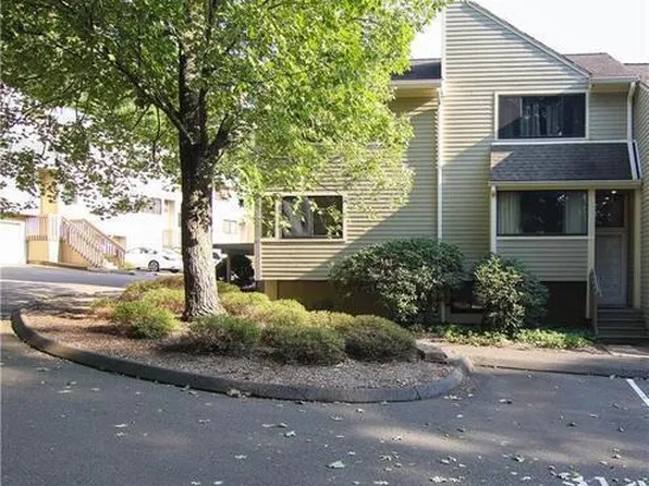 318 Sunrise Hill Lane #318, Norwalk, CT 06851
