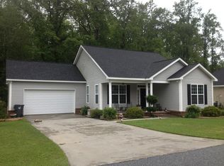105 Thomas Ct, Sylvester, GA 31791