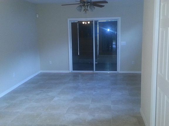 3rd image of 4243 Plantation Cove Dr