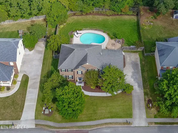 436 Rockwell Farm Ln, Knoxville, TN 37934