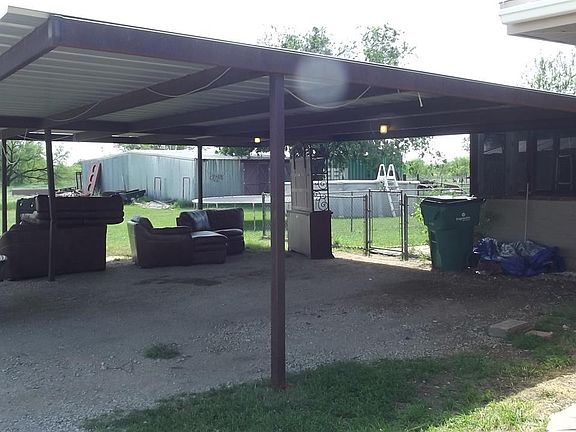 3rd image of 2141 Fm 367 E