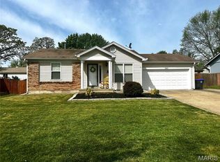 2307 Longmont Dr, O'Fallon, MO 63368