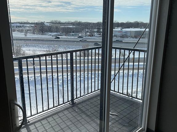 4th image of 10200 Goldenrod St NW #203-219-32