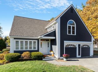 1 Horseshoe Dr, Townsend, MA 01474