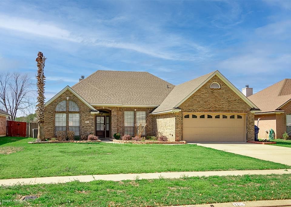 1st image of 1705 Wales Ln