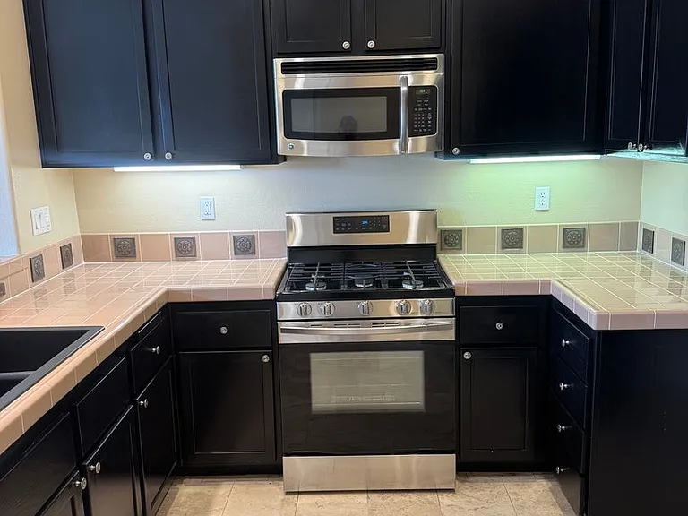 170 Trofello Ln — Photo 2