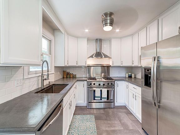 4th image of 7119 Terry Ln