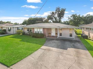 208 Destrehan Dr, Destrehan, LA 70047