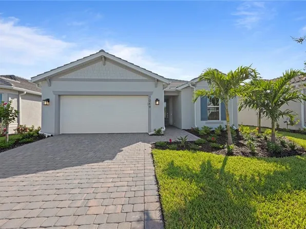 7049 Chapel Creek LN, NORTH FORT MYERS, FL 33917