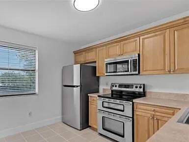 4th image of 1301 S Franklin Ave