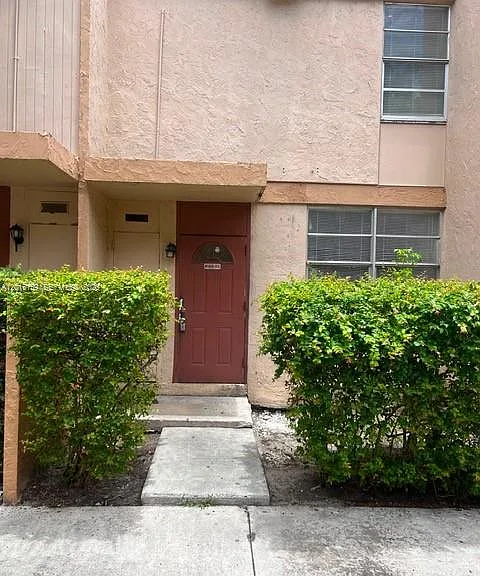 6166 SW 68th St #23 — Photo 1