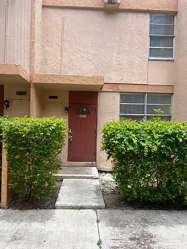 6166 SW 68th St #23 Photo 1