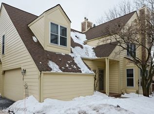 138 Whittington Crse, St Charles, IL 60174