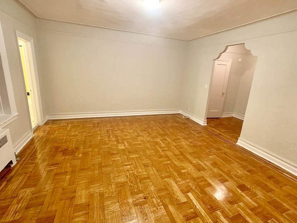 2nd image of 2160 Caton Ave APT 5A