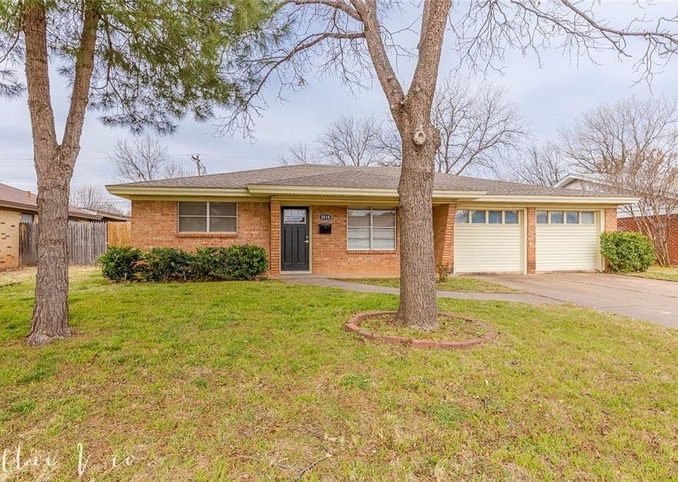 1st image of 3518 Brook Hollow Dr