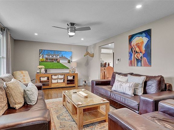 2nd image of 67 Countryside Ln