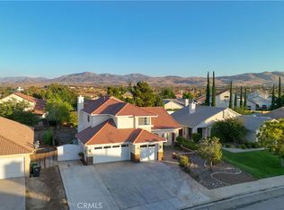 2892 Chuckwagon Rd, Palmdale, CA 93550