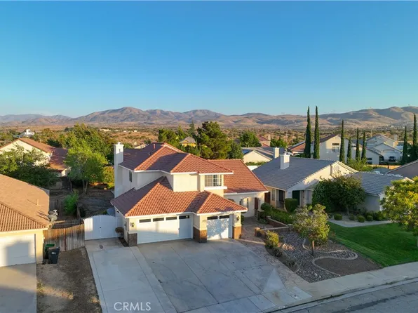 2892 Chuckwagon Rd, Palmdale, CA 93550