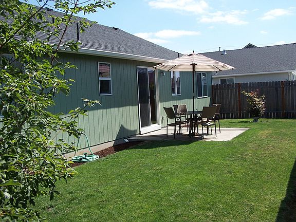 Fully fenced private backyard